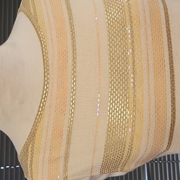 St.John sleeveless top - Picture 2 of 6